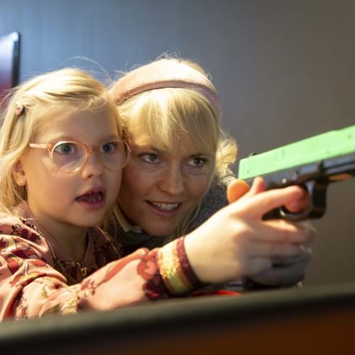 Pige Med CP - fotograf: David Trood / Experimentarium
